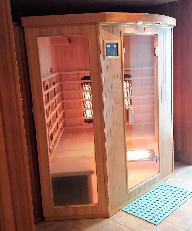 Land-Gut-Hotel Zum Alten Forsthaus - Aufladestation Fuer Elektroautos Hurtgenwald Bagian luar foto