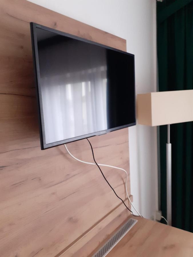 Land-Gut-Hotel Zum Alten Forsthaus - Aufladestation Fuer Elektroautos Hurtgenwald Bagian luar foto