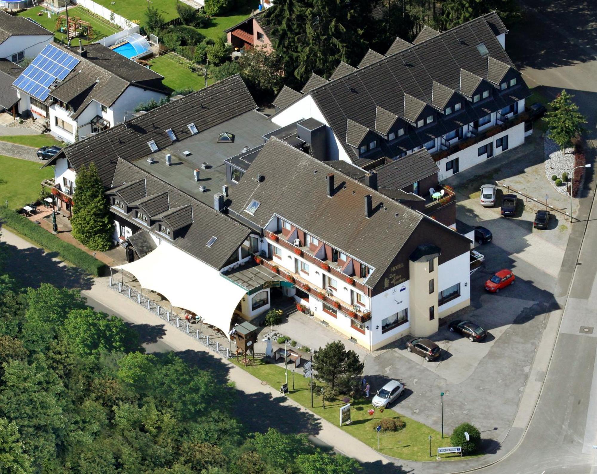 Land-Gut-Hotel Zum Alten Forsthaus - Aufladestation Fuer Elektroautos Hurtgenwald Bagian luar foto